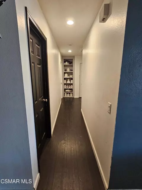 Entry Way - 1287 Nonchalant Dr, Simi Valley, CA 93065 photo 3 of 4