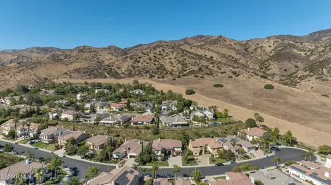 View/Area - 5917 Evening Sky Dr, Simi Valley, CA 93063 photo 1 of 5