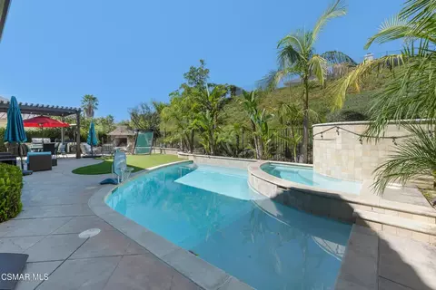 Exterior - 5917 Evening Sky Dr, Simi Valley, CA 93063 photo 14 of 18
