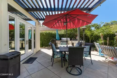 Exterior - 5917 Evening Sky Dr, Simi Valley, CA 93063 photo 6 of 18
