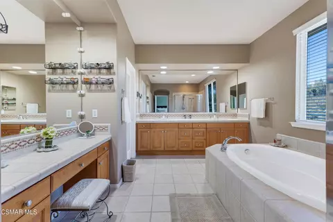 Bath - 5917 Evening Sky Dr, Simi Valley, CA 93063 photo 5 of 6