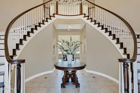 Entry Way - 12478 Nelson Rd, Moorpark, CA 93021 photo 2 of 8
