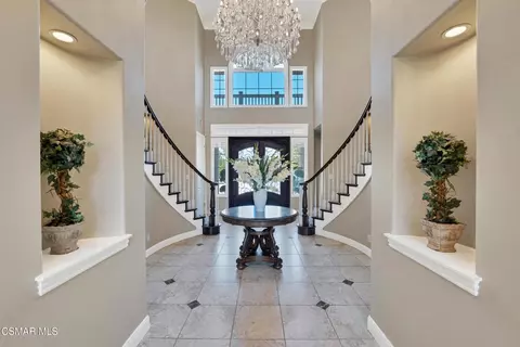 Entry Way - 12478 Nelson Rd, Moorpark, CA 93021 photo 3 of 8