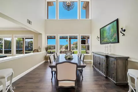 Dining - 12478 Nelson Rd, Moorpark, CA 93021 photo 2 of 4