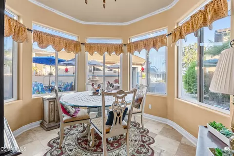 Dining - 79 Mesa Dr, Camarillo, CA 93010 photo 3 of 3