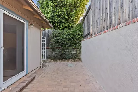 Exterior - 79 Mesa Dr, Camarillo, CA 93010 photo 5 of 29