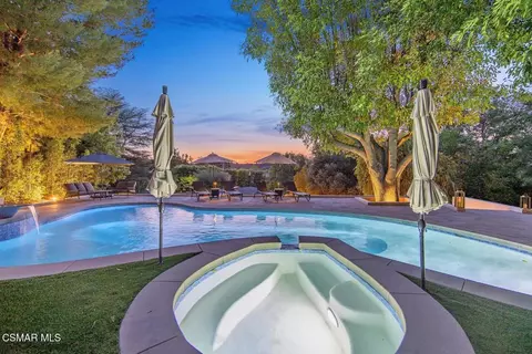 4430 Natoma Ave, Woodland Hills, CA 91364