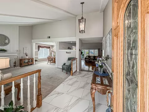 Entry Way - 3243 Emerald Ave, Simi Valley, CA 93063 photo 1 of 4