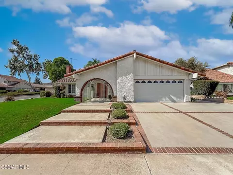 Exterior - 3243 Emerald Ave, Simi Valley, CA 93063 photo 3 of 12