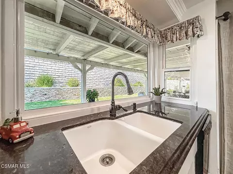 Kitchen - 3243 Emerald Ave, Simi Valley, CA 93063 photo 3 of 5