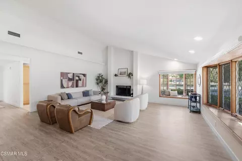 1592 Brentford Ave, Westlake Village, CA 91361