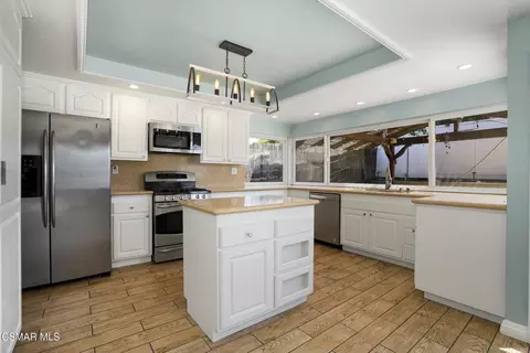 Kitchen - 2482 Gayle Pl, Simi Valley, CA 93065 photo 1 of 3