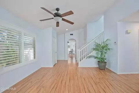 Entry Way - 2040 Freesia Ave, Simi Valley, CA 93063 photo 3 of 4