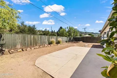 Exterior - 11374 Oakcrest Ave, Ojai, CA 93023 photo 4 of 8