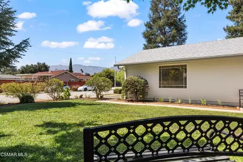 Exterior - 11374 Oakcrest Ave, Ojai, CA 93023 photo 3 of 8