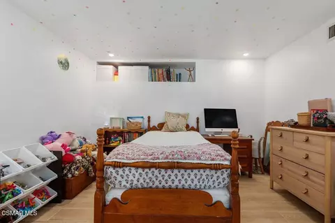 Bedroom - 1268 Black Canyon Rd, Simi Valley, CA 93063 photo 3 of 3