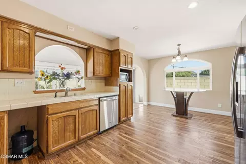 Kitchen - 6271 Marsha Ave, Simi Valley, CA 93063 photo 1 of 2