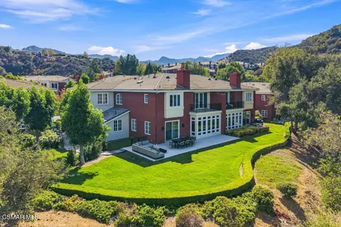 2342 Heatherbank Ct, Thousand Oaks, CA 91361