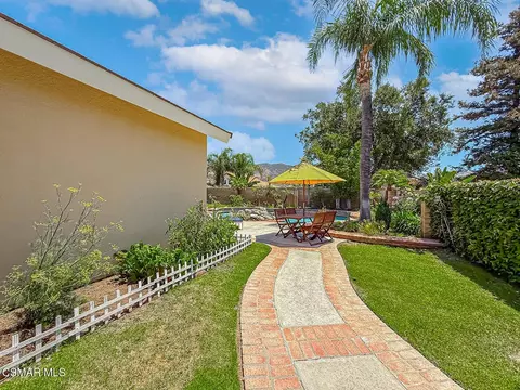 Exterior - 2990 Klamath Ave, Simi Valley, CA 93063 photo 11 of 17