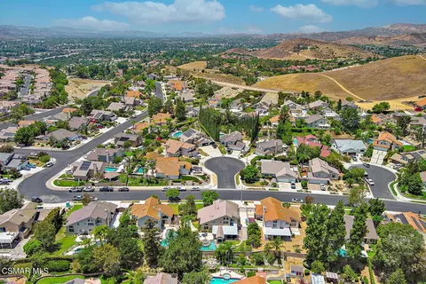 View/Area - 2990 Klamath Ave, Simi Valley, CA 93063 photo 5 of 6