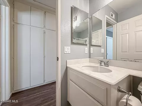Bath - 2990 Klamath Ave, Simi Valley, CA 93063 photo 4 of 7