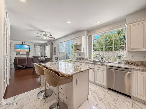 Kitchen - 2710 Titania Pl, Simi Valley, CA 93063 photo 7 of 7
