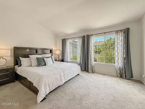 Bedroom - 2710 Titania Pl, Simi Valley, CA 93063 photo 2 of 9