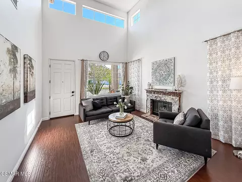 Living - 2710 Titania Pl, Simi Valley, CA 93063 photo 2 of 5