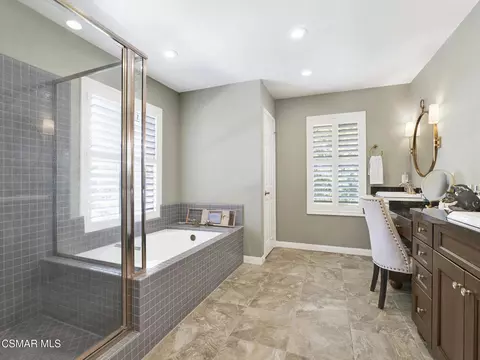 Bath - 11823 Maple Crest St, Moorpark, CA 93021 photo 3 of 6