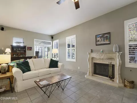 Living - 11823 Maple Crest St, Moorpark, CA 93021 photo 5 of 5