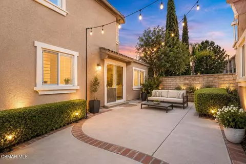 Exterior - 237 Galway Ln, Simi Valley, CA 93065 photo 5 of 7