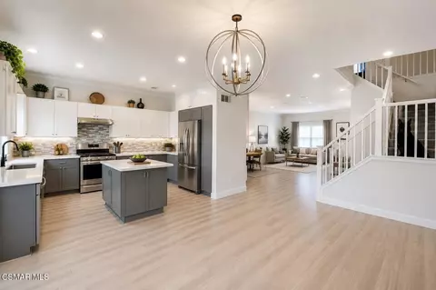 Kitchen - 237 Galway Ln, Simi Valley, CA 93065 photo 3 of 3