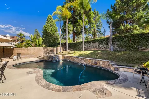 Exterior - 12154 Cherry Grove St, Moorpark, CA 93021 photo 4 of 9