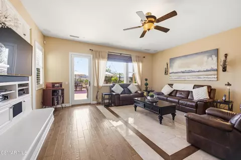 Living - 5068 Shady Trail St, Simi Valley, CA 93063 photo 7 of 9