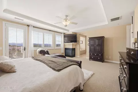 Bedroom - 5068 Shady Trail St, Simi Valley, CA 93063 photo 4 of 5