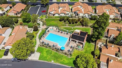 View/Area - 704 Wind Willow Way, Simi Valley, CA 93065 photo 5 of 7
