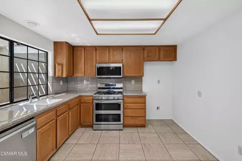Kitchen - 704 Wind Willow Way, Simi Valley, CA 93065 photo 1 of 4