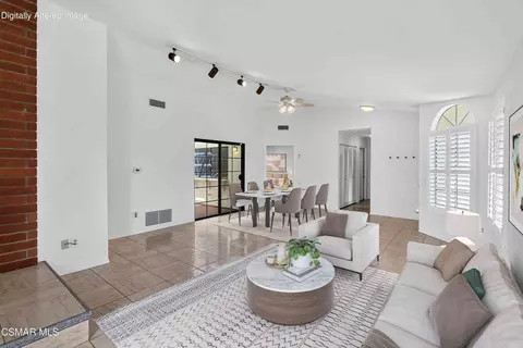 Living - 704 Wind Willow Way, Simi Valley, CA 93065 photo 5 of 6