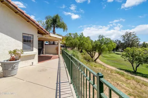 Exterior - 704 Wind Willow Way, Simi Valley, CA 93065 photo 8 of 12