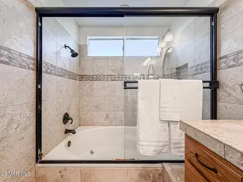 Bath - 667 Azure Hills Dr, Simi Valley, CA 93065 photo 6 of 10