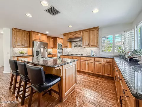 Kitchen - 667 Azure Hills Dr, Simi Valley, CA 93065 photo 6 of 6