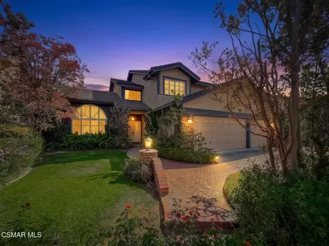 667 Azure Hills Dr, Simi Valley, CA 93065
