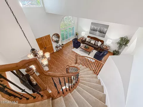 Entry Way - 667 Azure Hills Dr, Simi Valley, CA 93065 photo 3 of 5