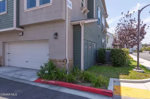 Exterior - 114 Red Brick Dr #1, Simi Valley, CA 93065 photo 8 of 10