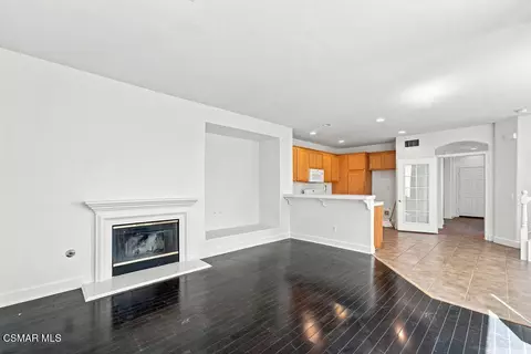 Living - 2493 Aurora Ln, Simi Valley, CA 93063 photo 6 of 6