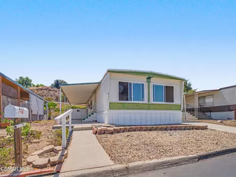 217 Madonna Ln, Newbury Park, CA 91320