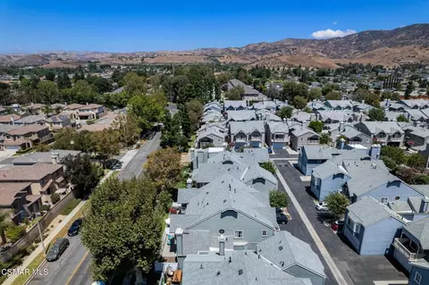 View/Area - 1806 Rory Ln #6, Simi Valley, CA 93063 photo 15 of 22