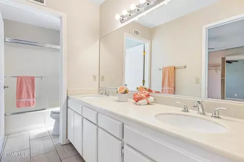 Bath - 1806 Rory Ln #6, Simi Valley, CA 93063 photo 5 of 7
