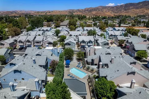 View/Area - 1806 Rory Ln #6, Simi Valley, CA 93063 photo 20 of 22