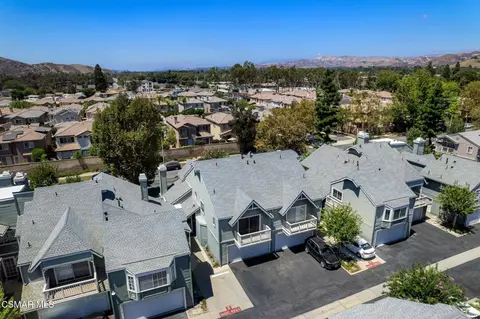View/Area - 1806 Rory Ln #6, Simi Valley, CA 93063 photo 3 of 22